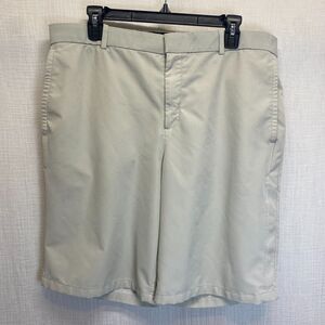 Nike Golf Shorts Men's Size 36 Tan Casual Performance Athleisure